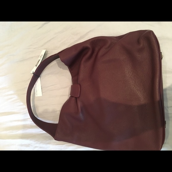 NWT Dooney & Bourke large Logo lock leather shoulder bag - Picture 5 of 8